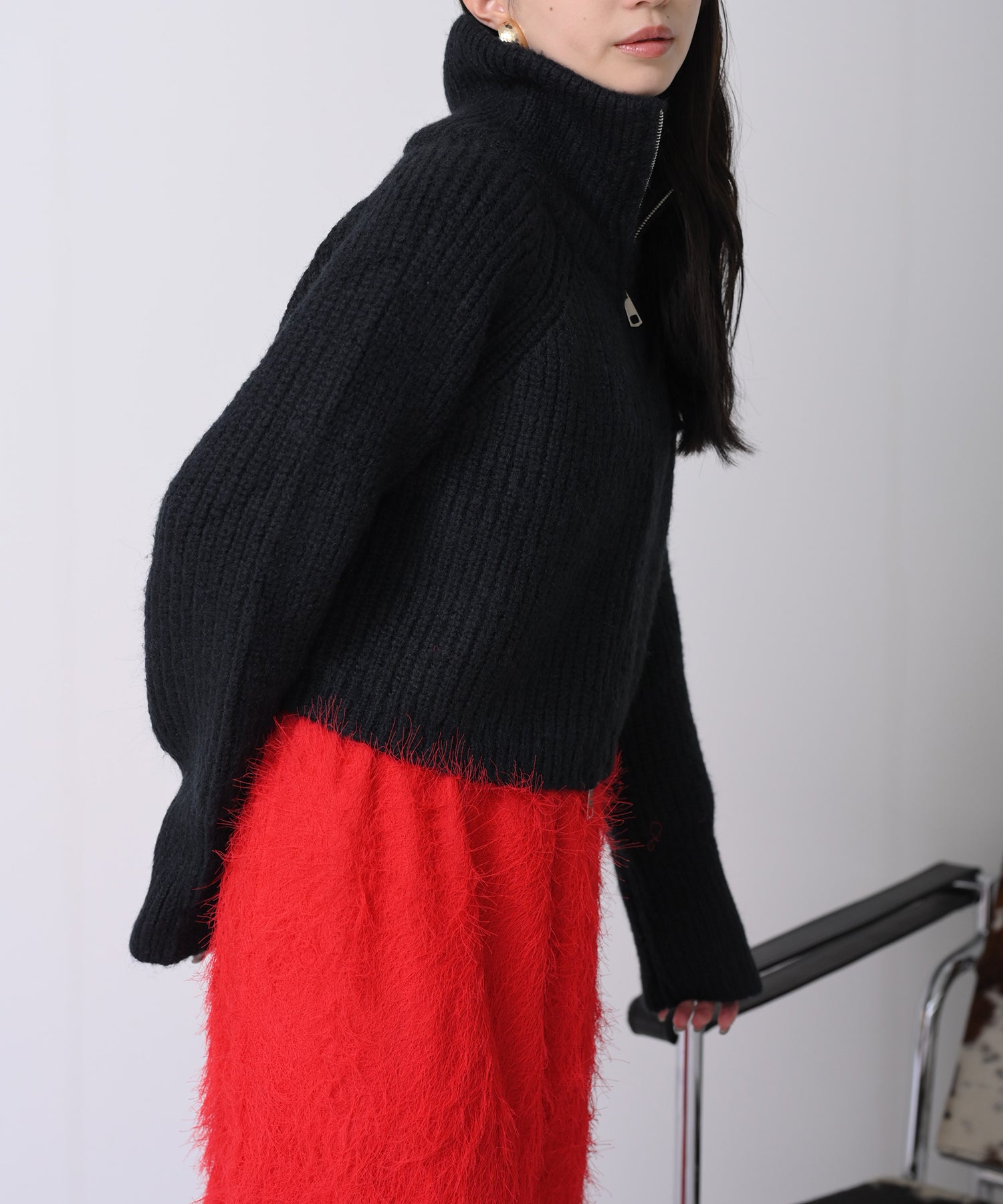 ブラック　model：H160