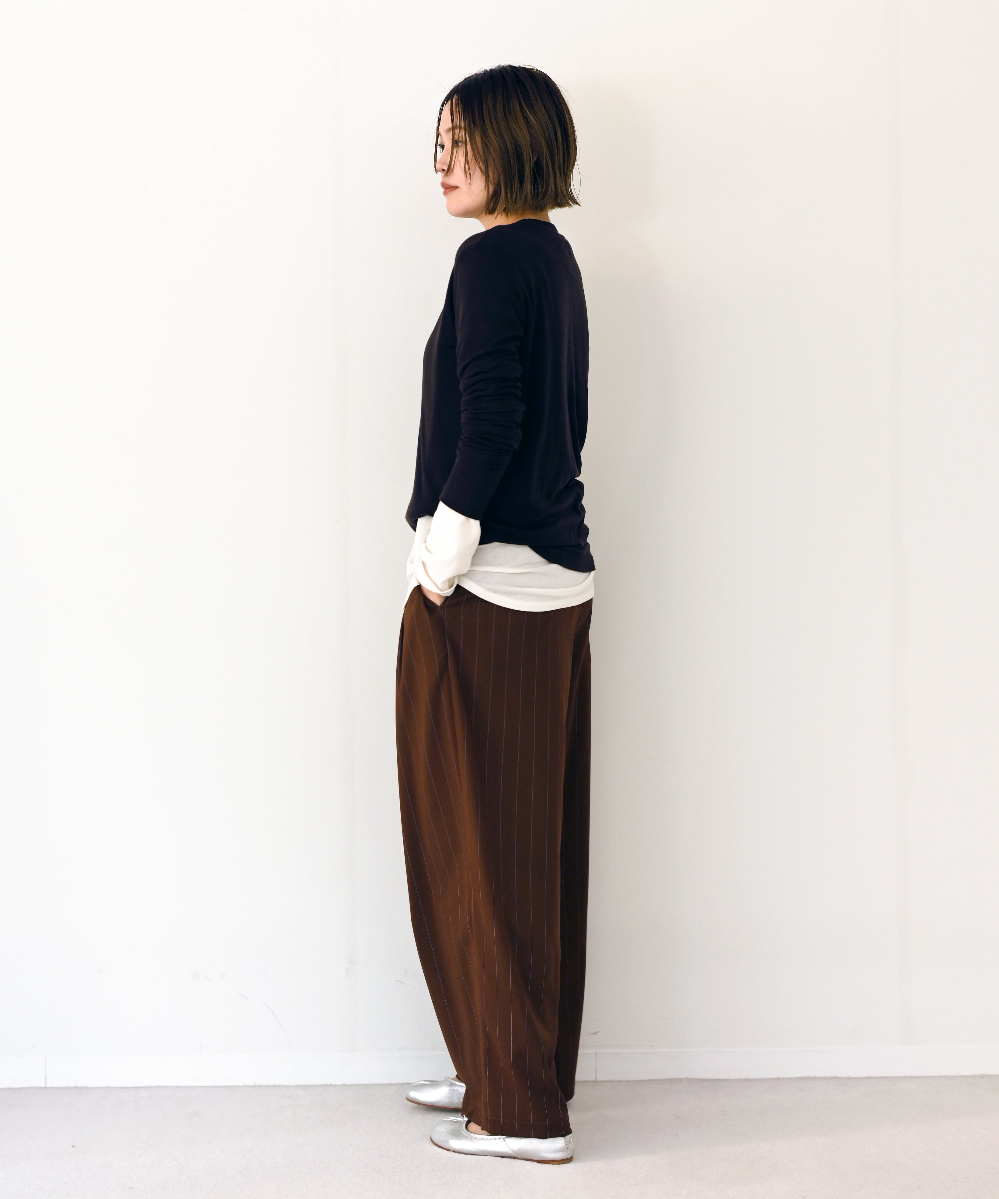 ブラウン　model：H167