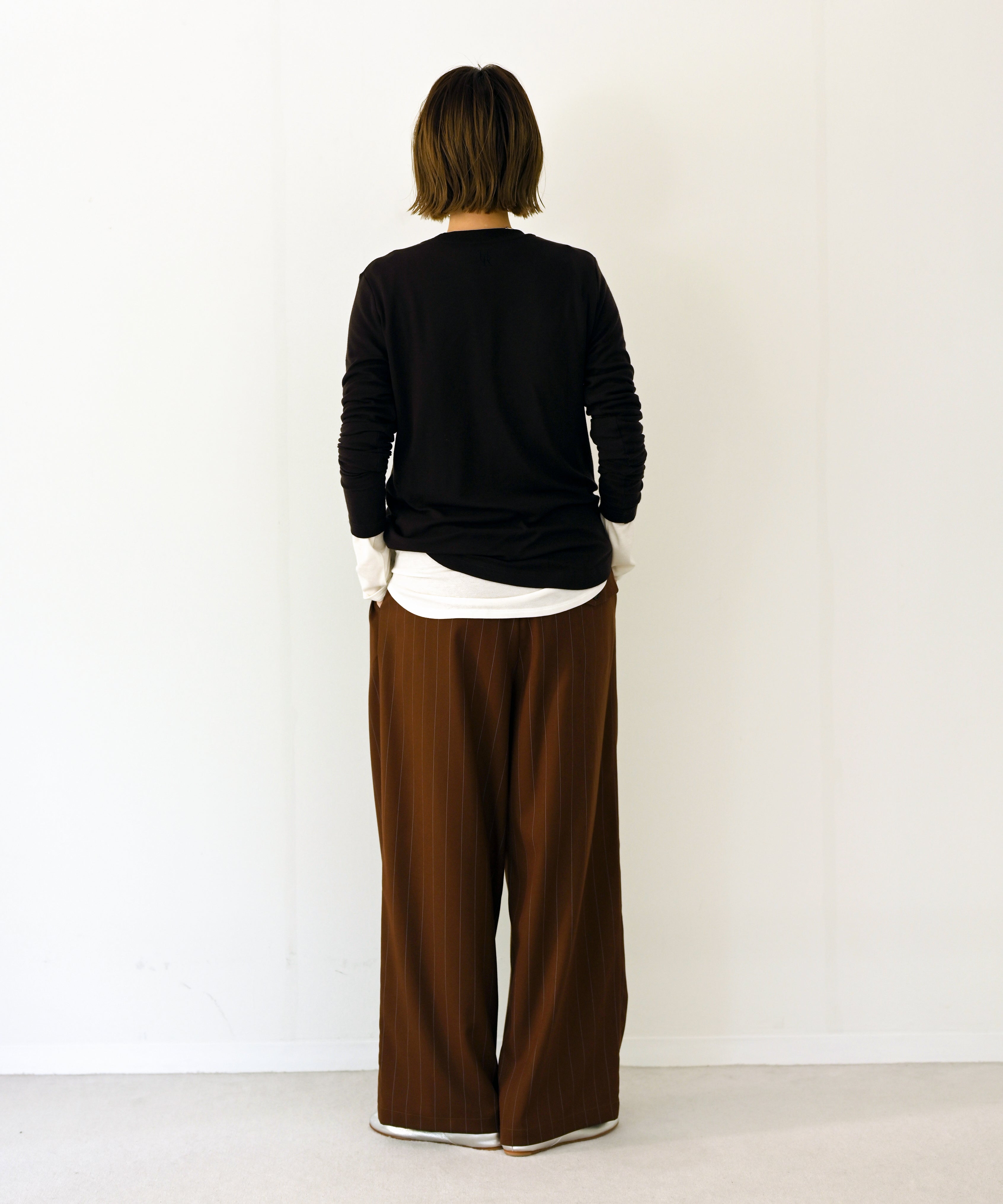 ブラウン　model：H167