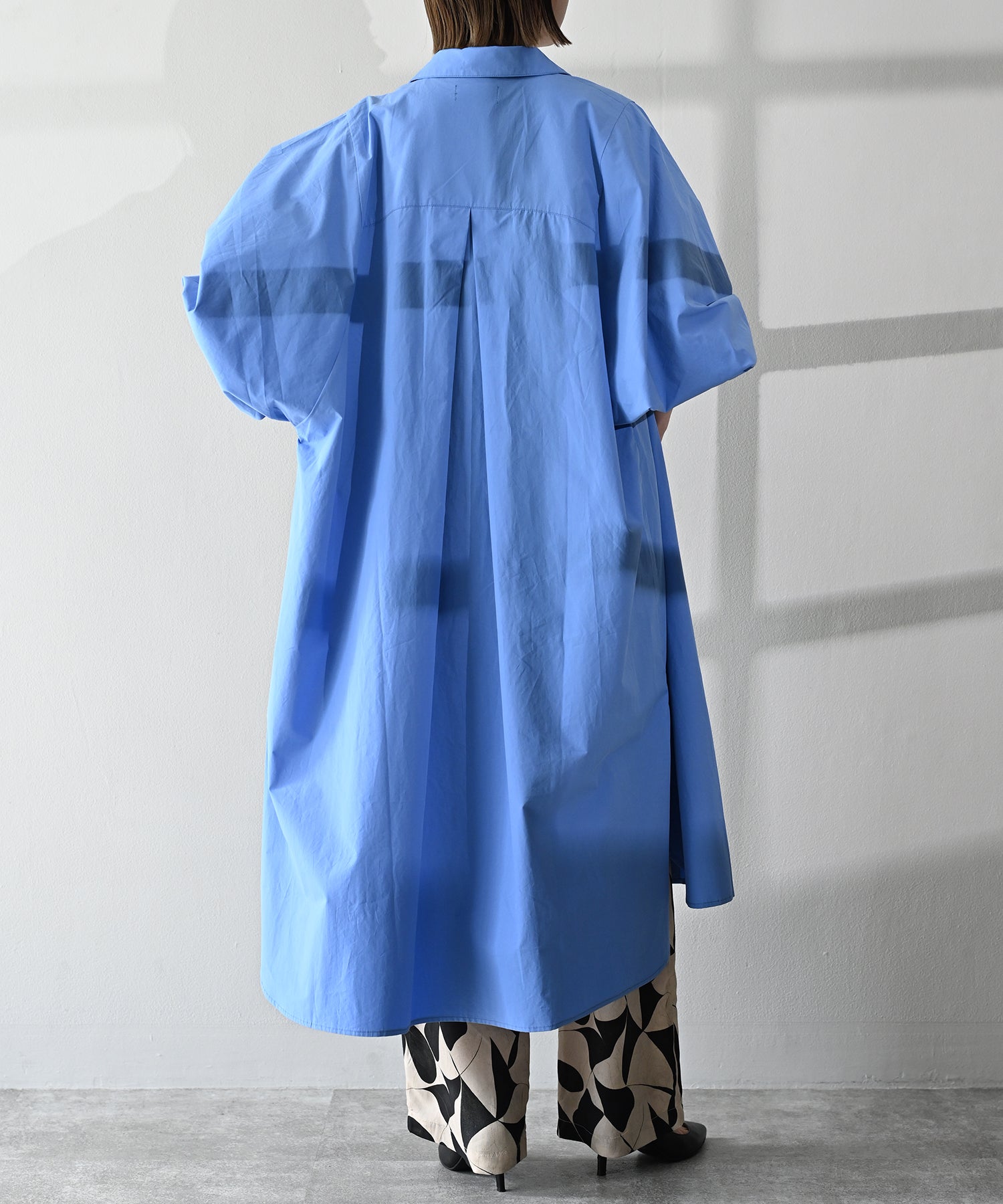 ブルー　model：H167