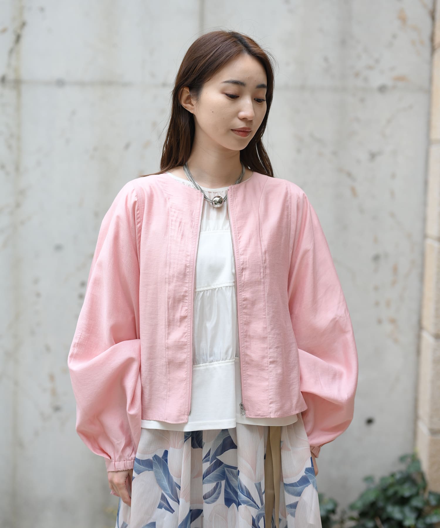 PINK　model：H160　着用サイズ：FREE