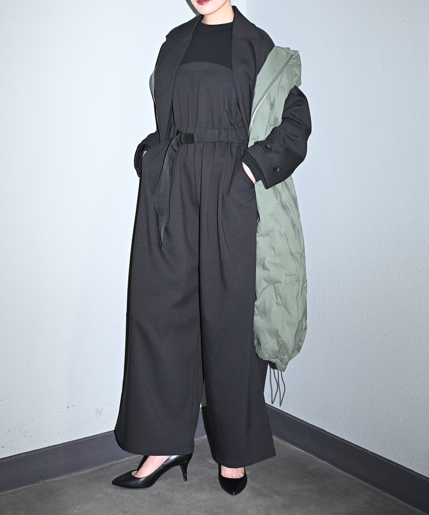 ブラック　model：H167