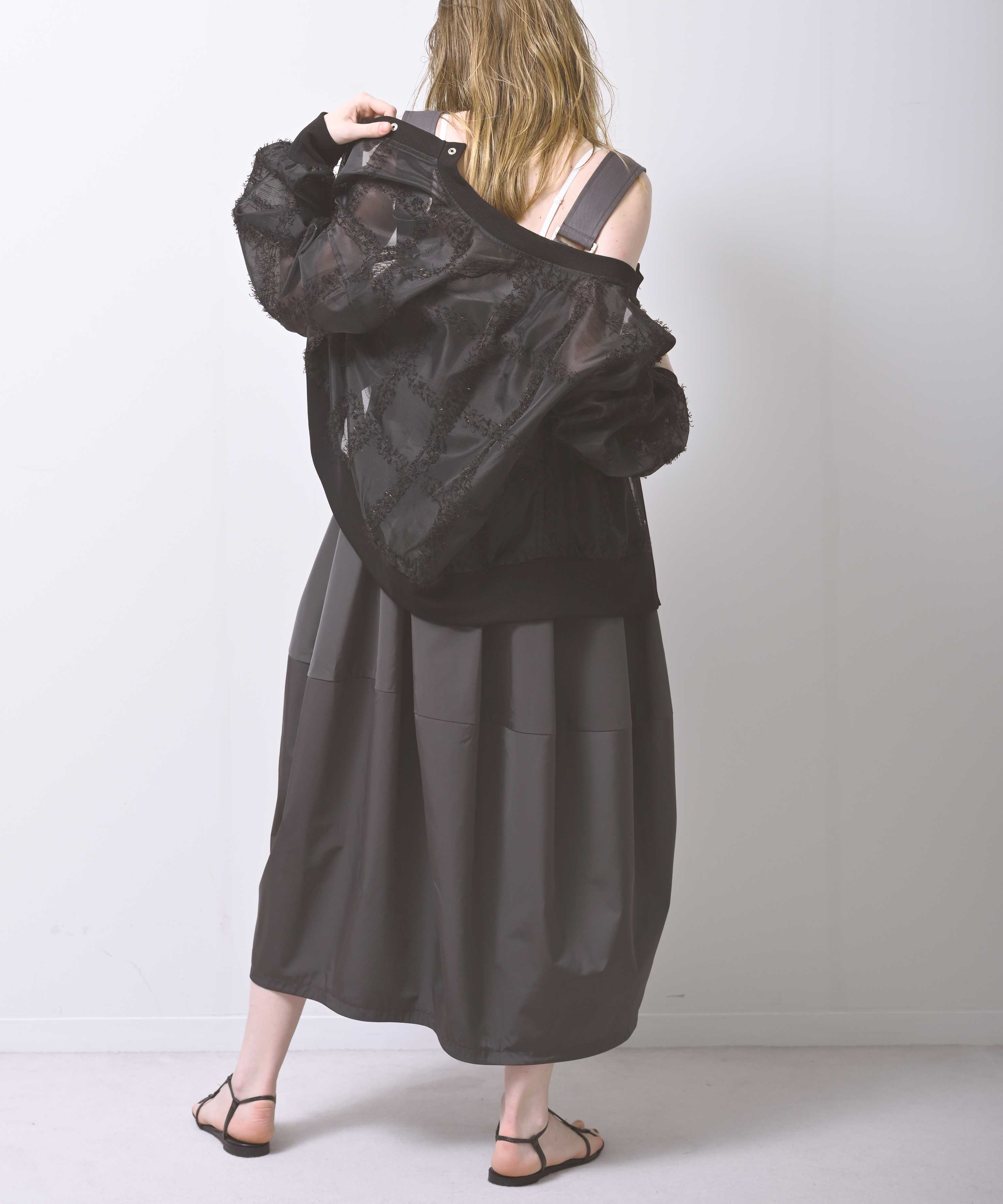 ブラック　model：H170