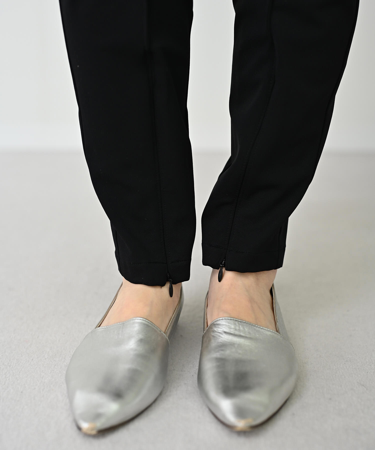 【Timesale】ジッパー裾スリットパンツ