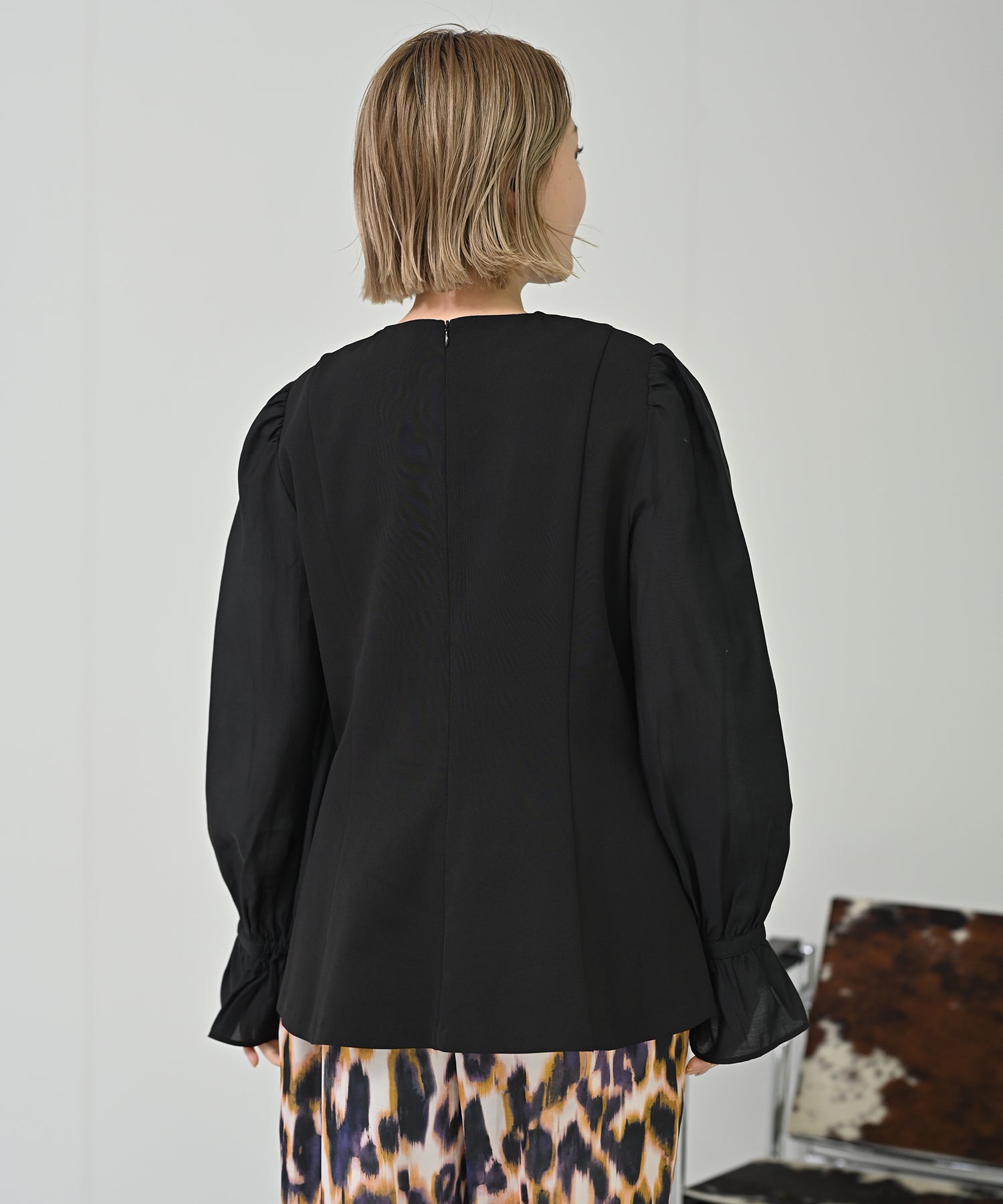 ブラウス　model：H167