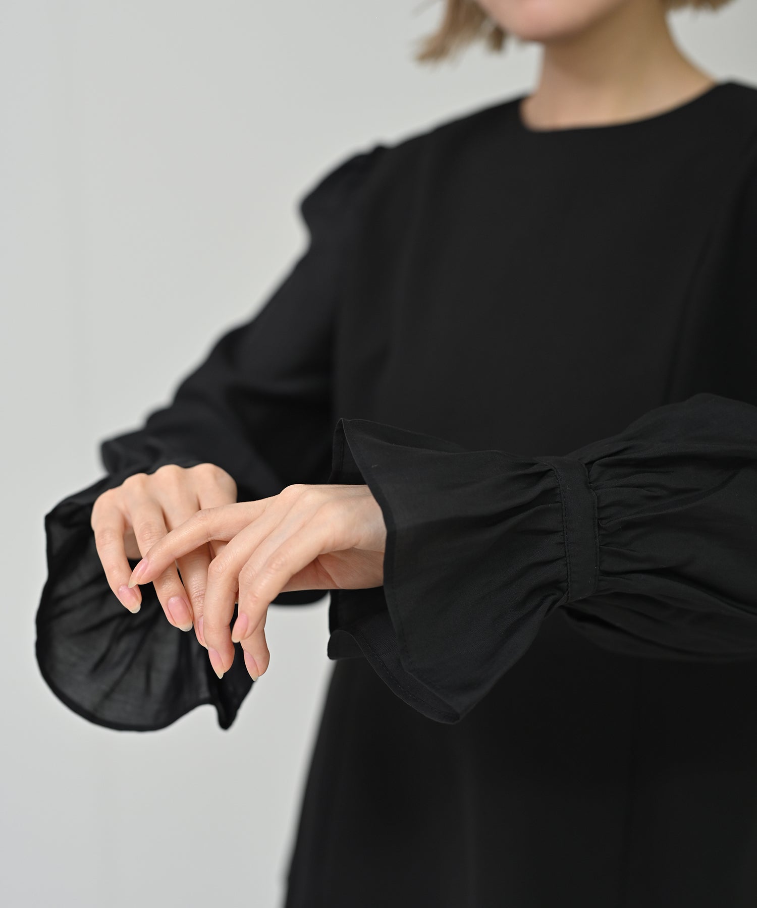 ブラウス　model：H167