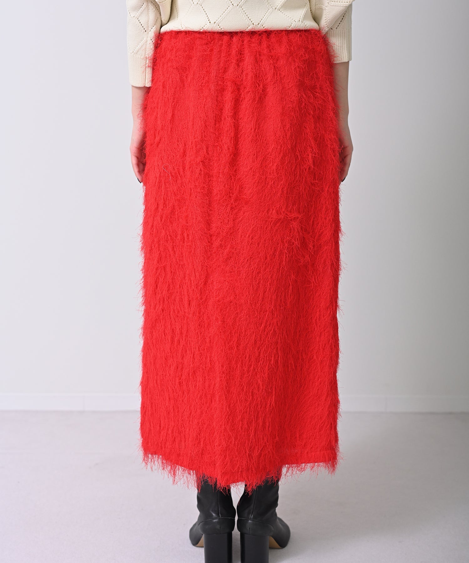 レッド　model：H167