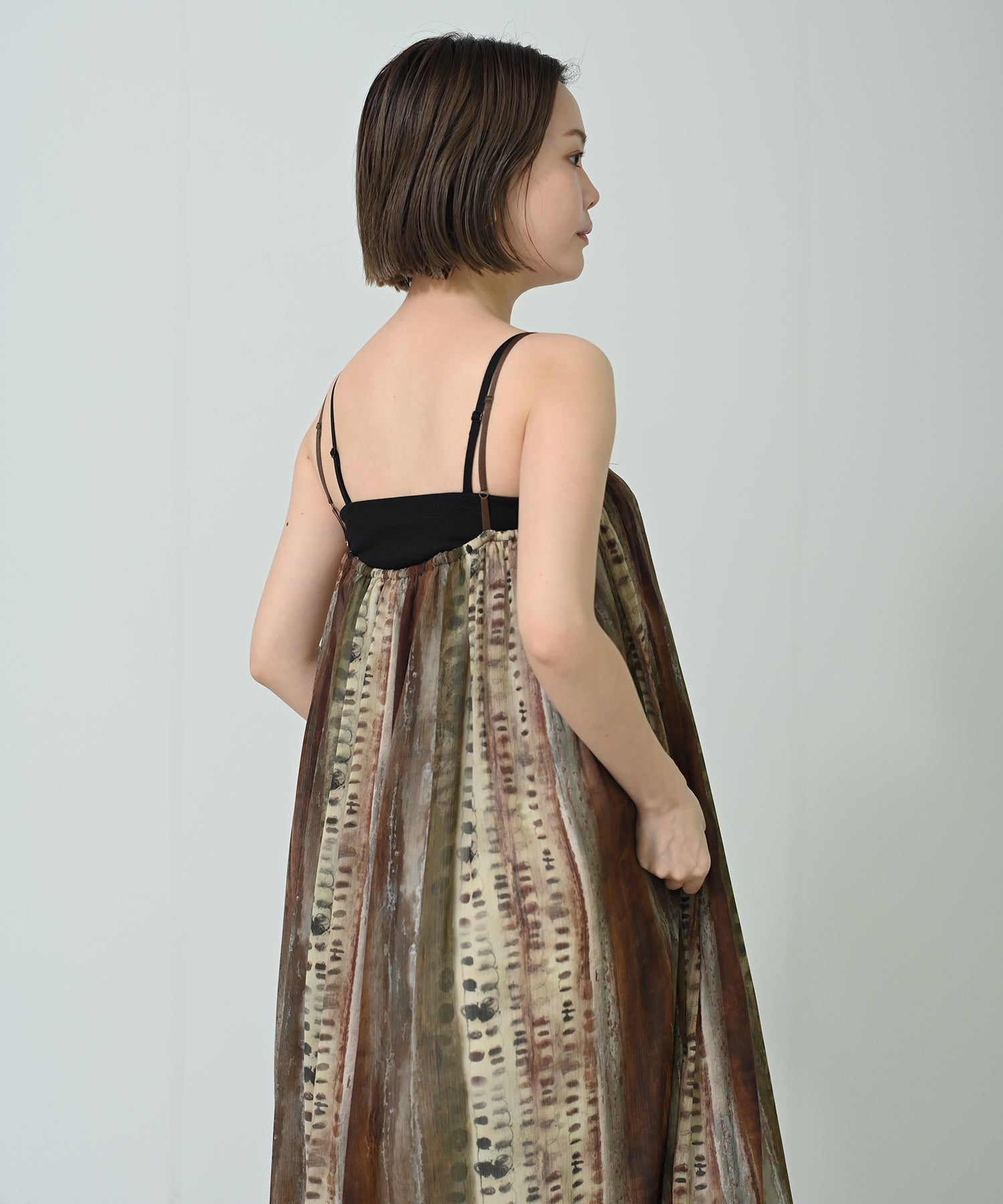 アート柄シアーキャミワンピース