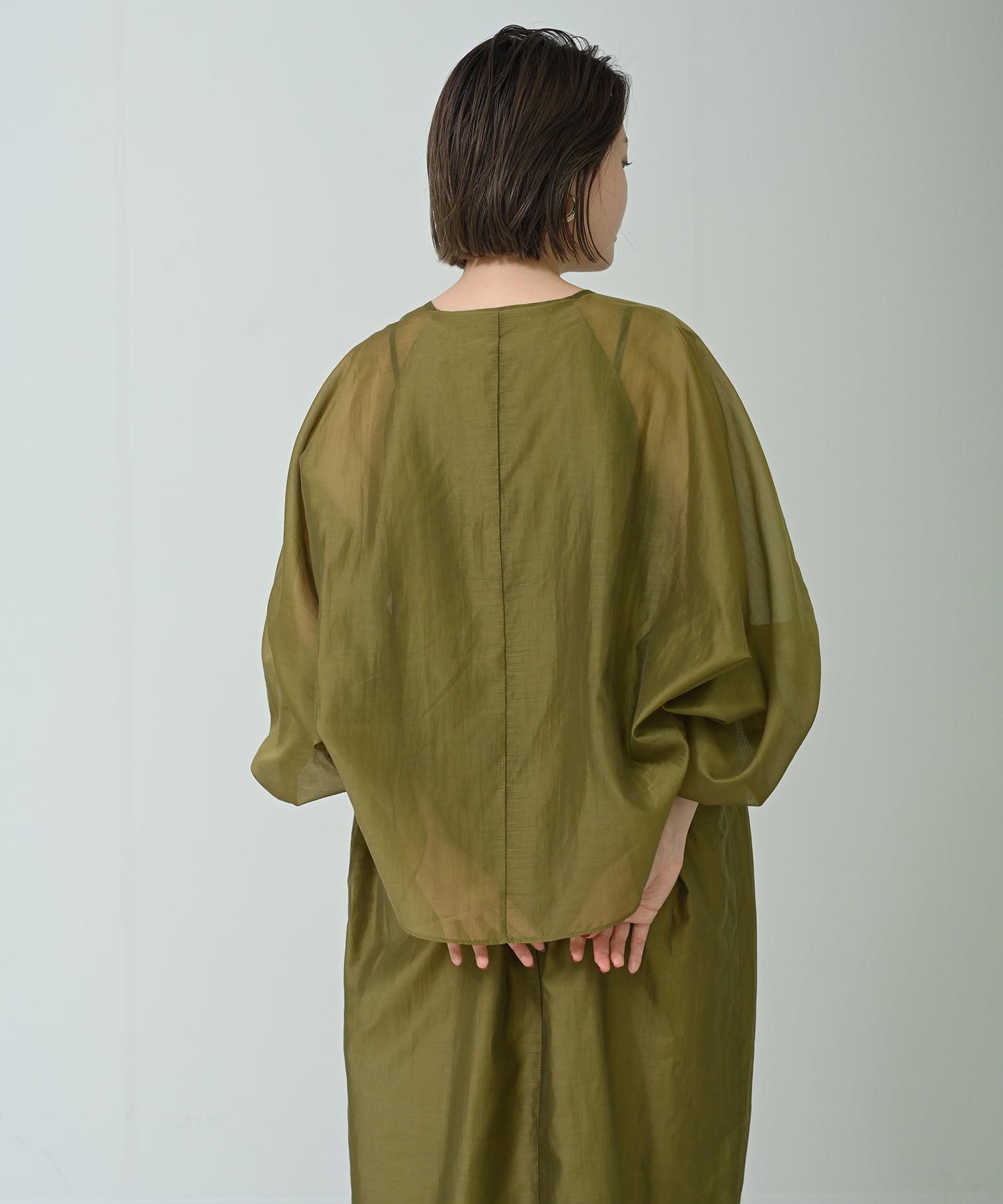 【関税込み】3.1 Phillip Lim カーキ ギャザー ミニワンピース 3.1 Phillip Limのカーキ ギャザー ミニワンピースがセール中
