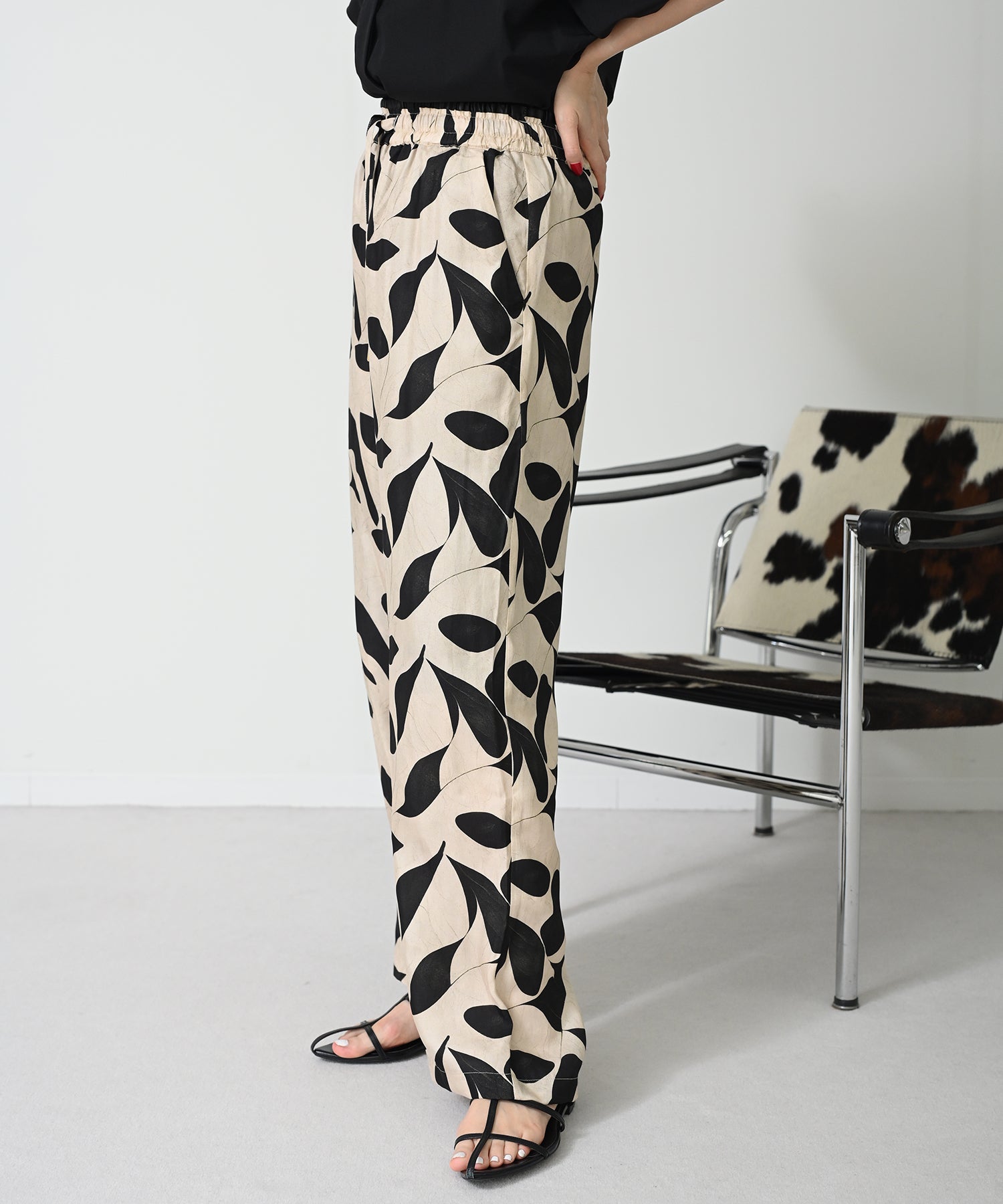 ベージュ×ブラック　model ：H167