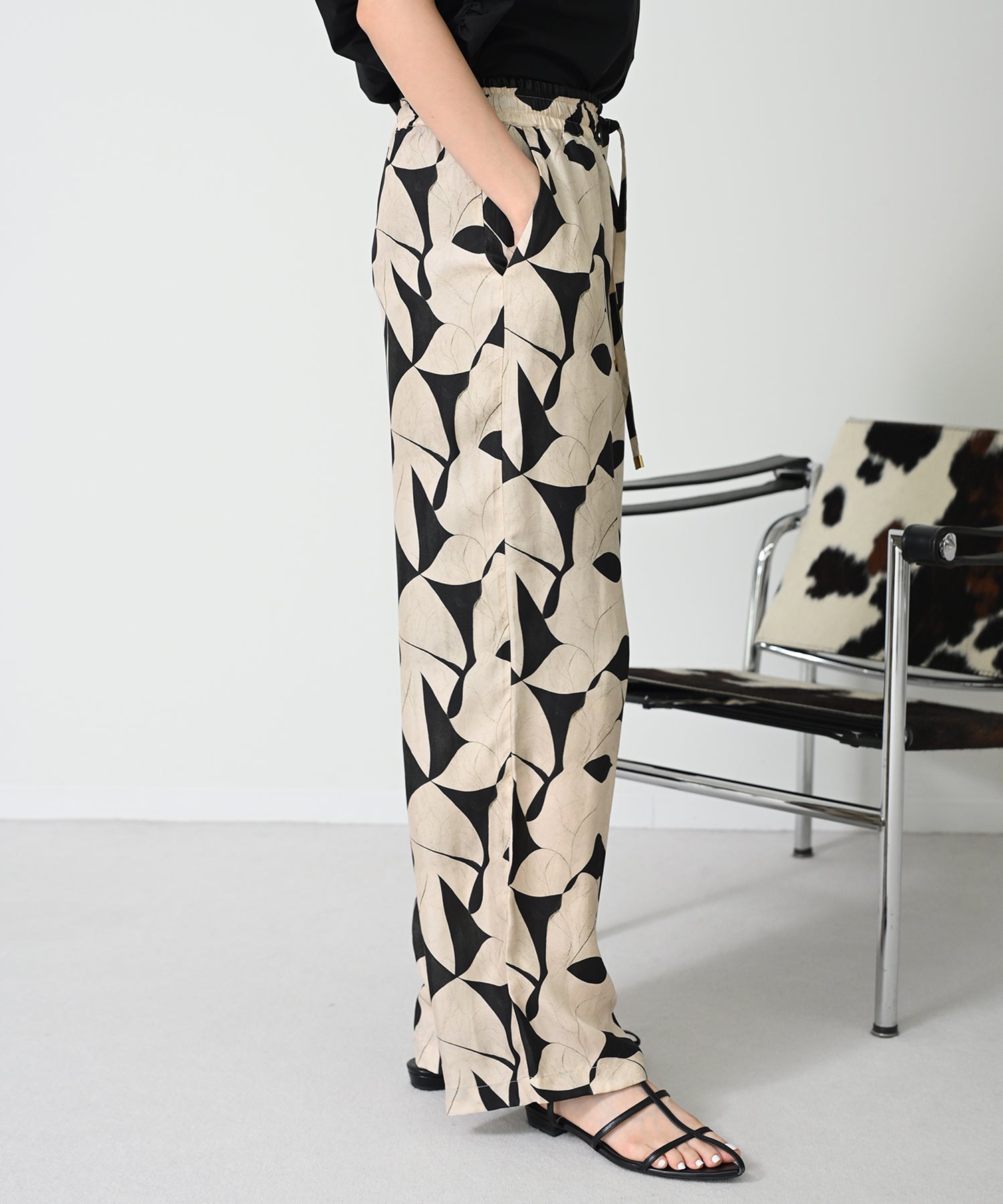 ベージュ×ブラック　model ：H167