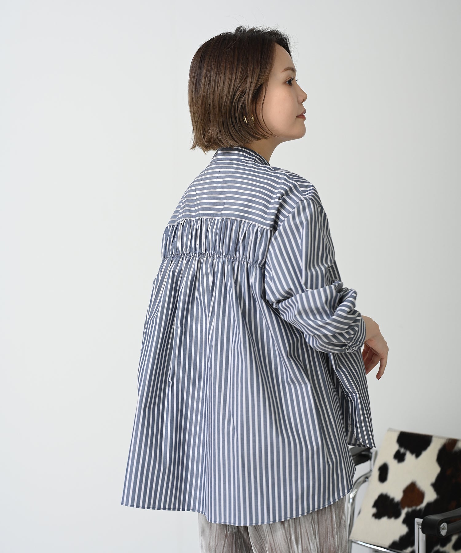 ネイビーストライプ　model；H167