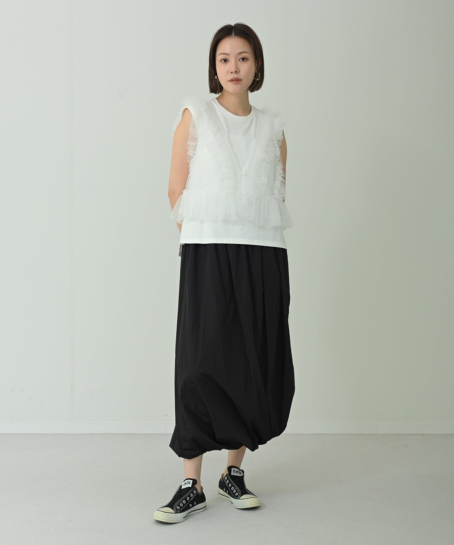 ブラック　model：H167