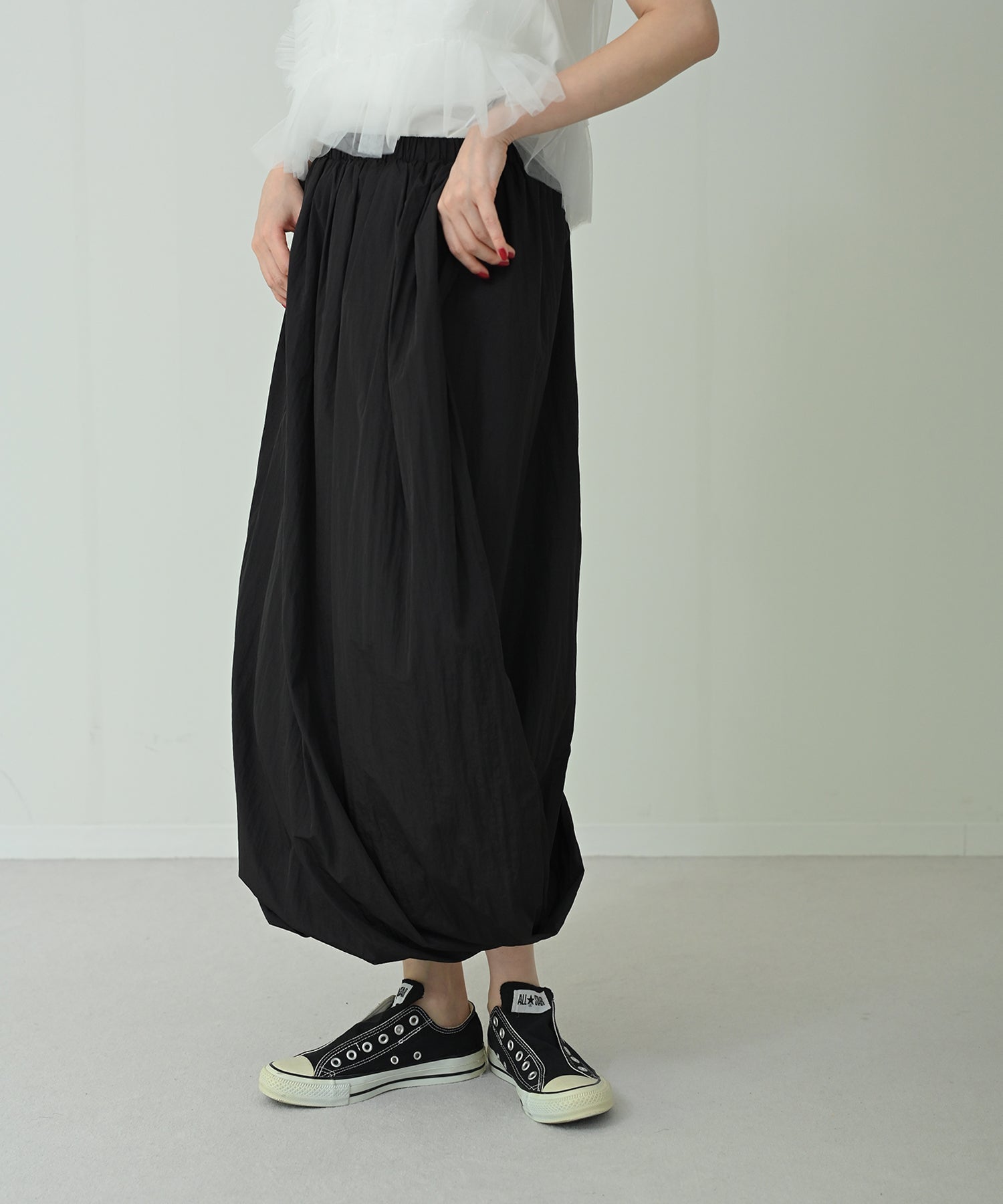 ブラック　model：H167
