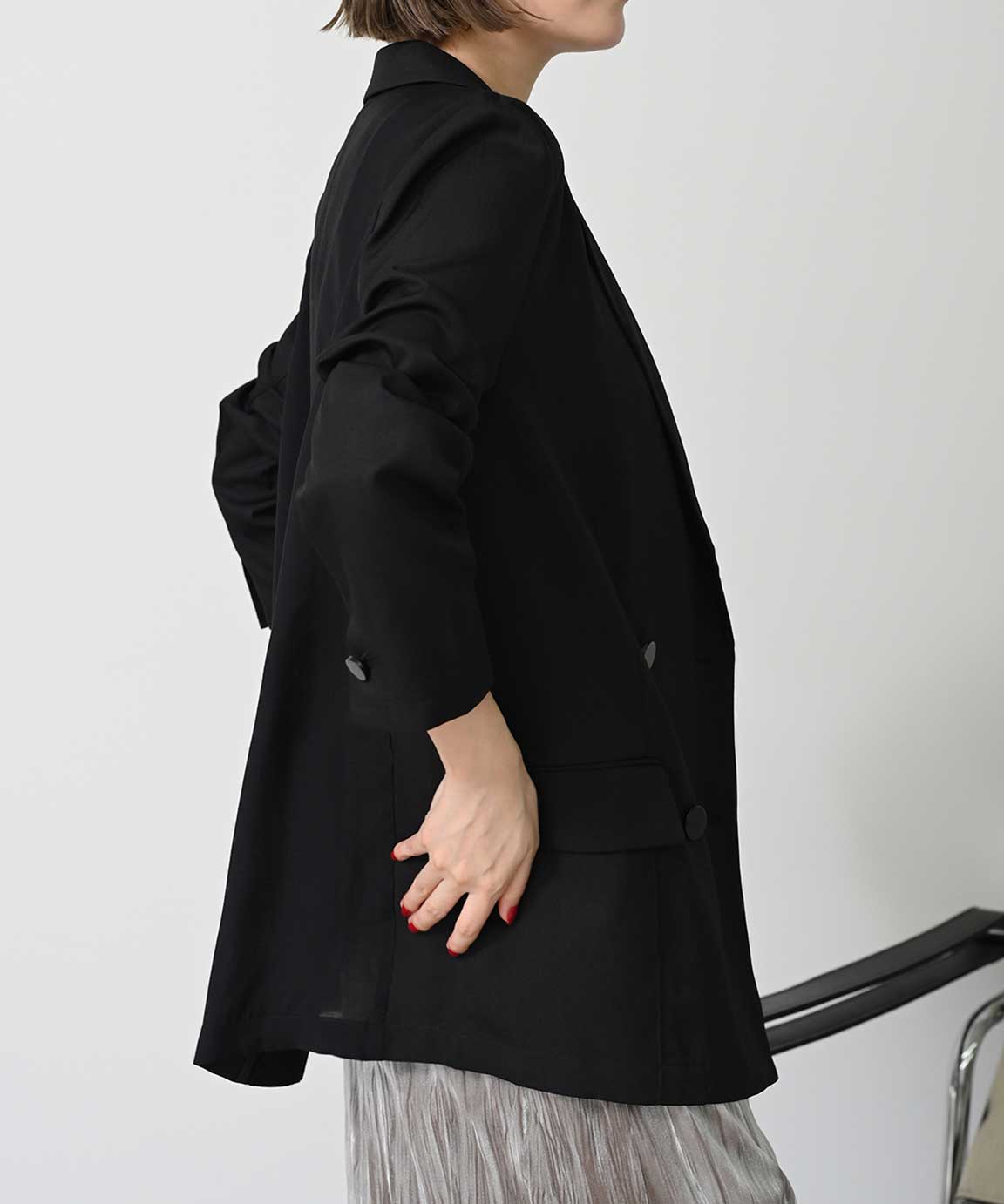 ブラック　model：H167