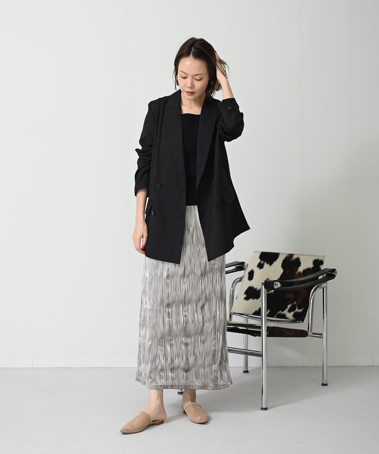 グレージュ　model ：H167