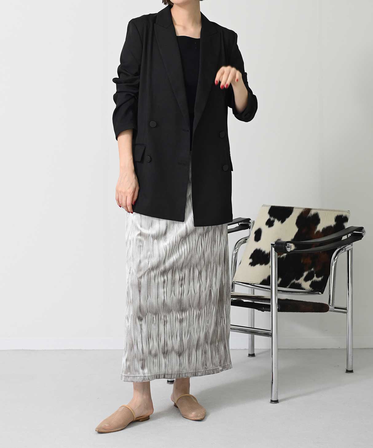 ブラック　model：H167