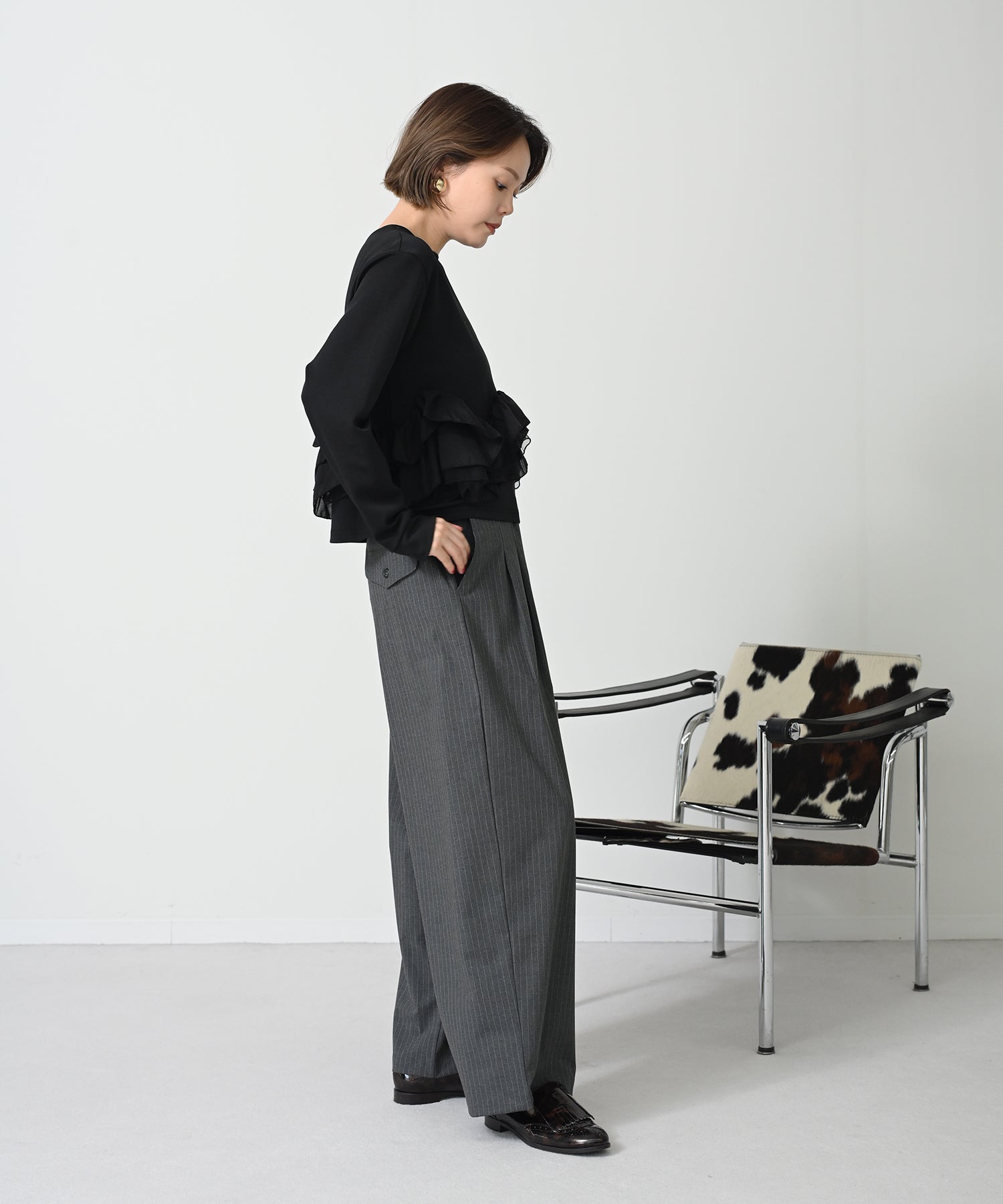 ブラック　model ：H167