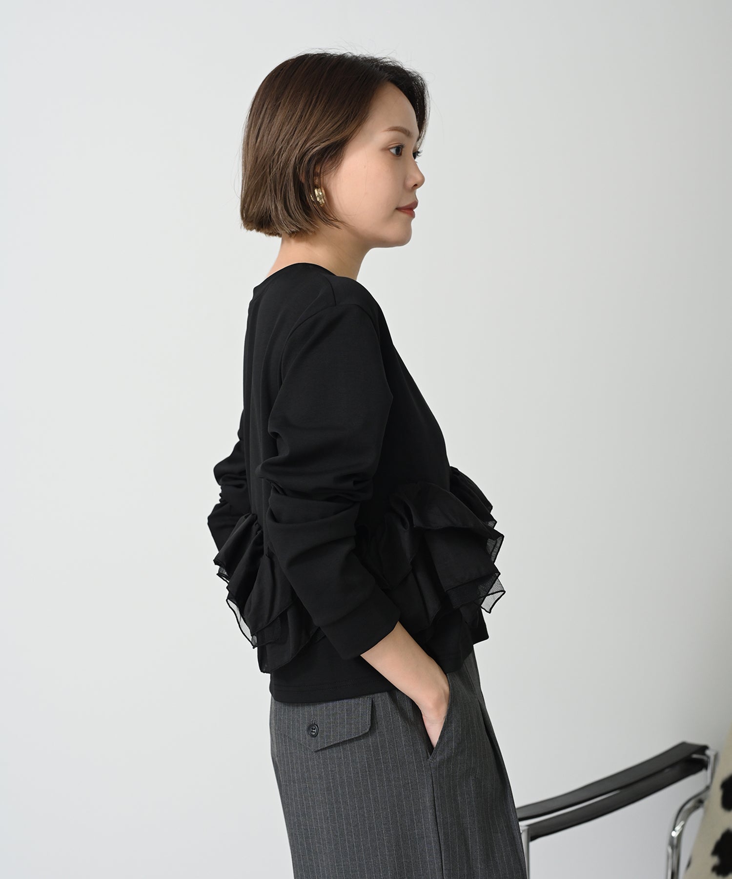 ブラック　model ：H167