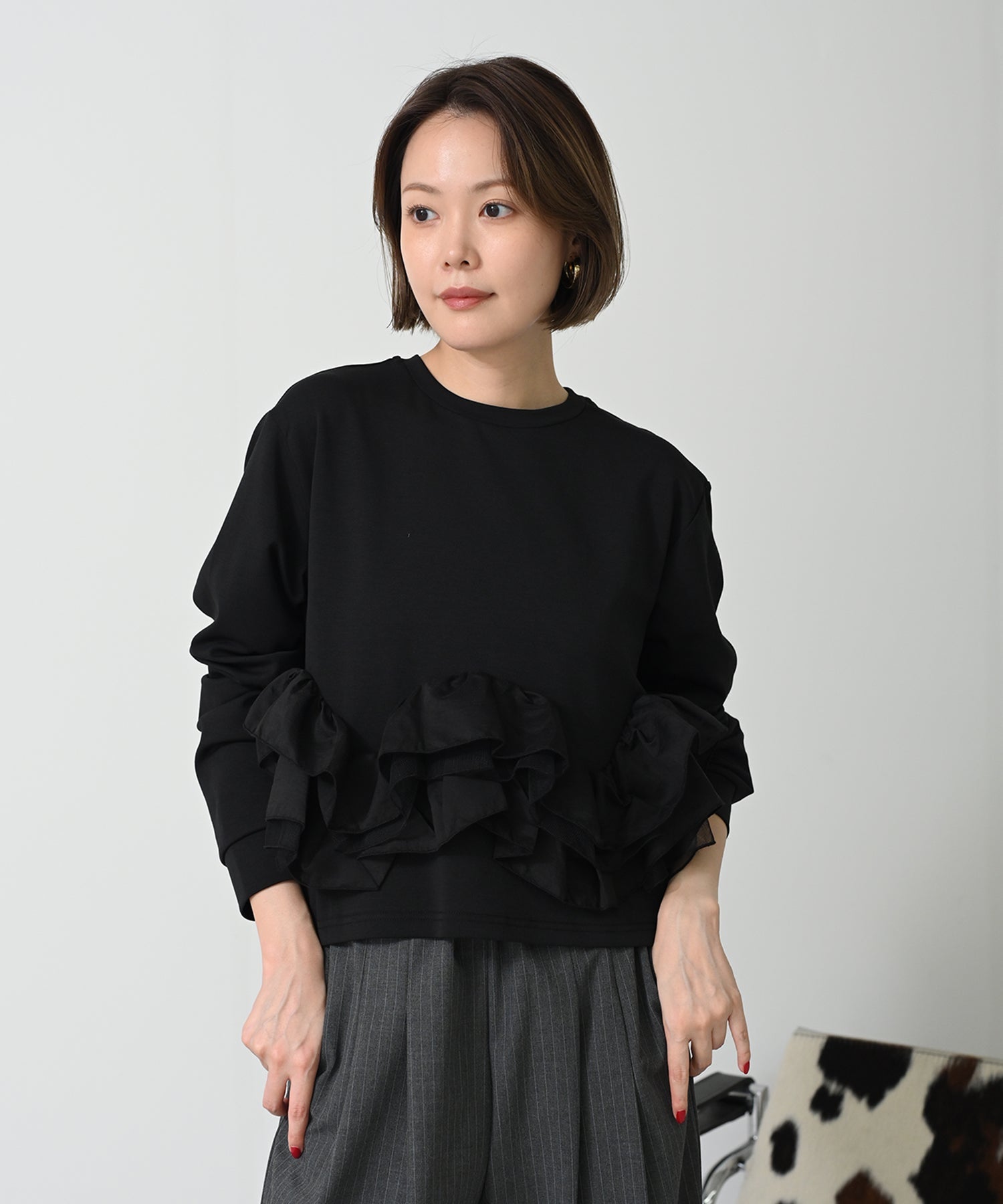 ブラック　model ：H167