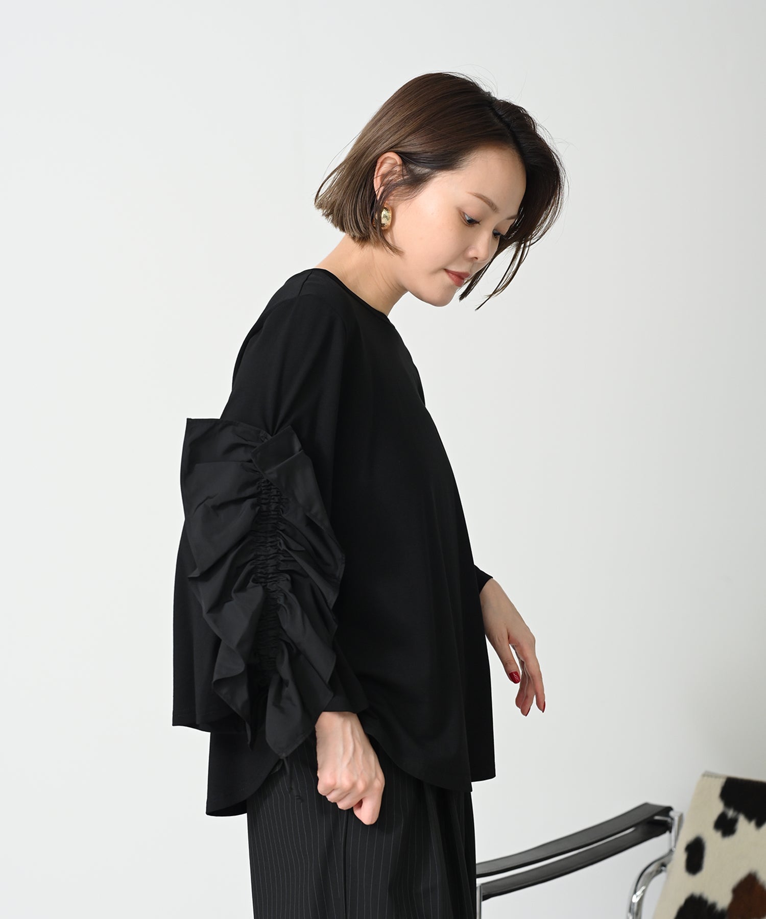 ブラック　model ：H167