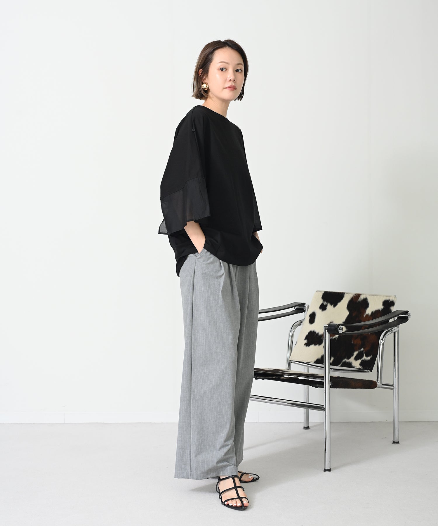 ブラック　model：H167