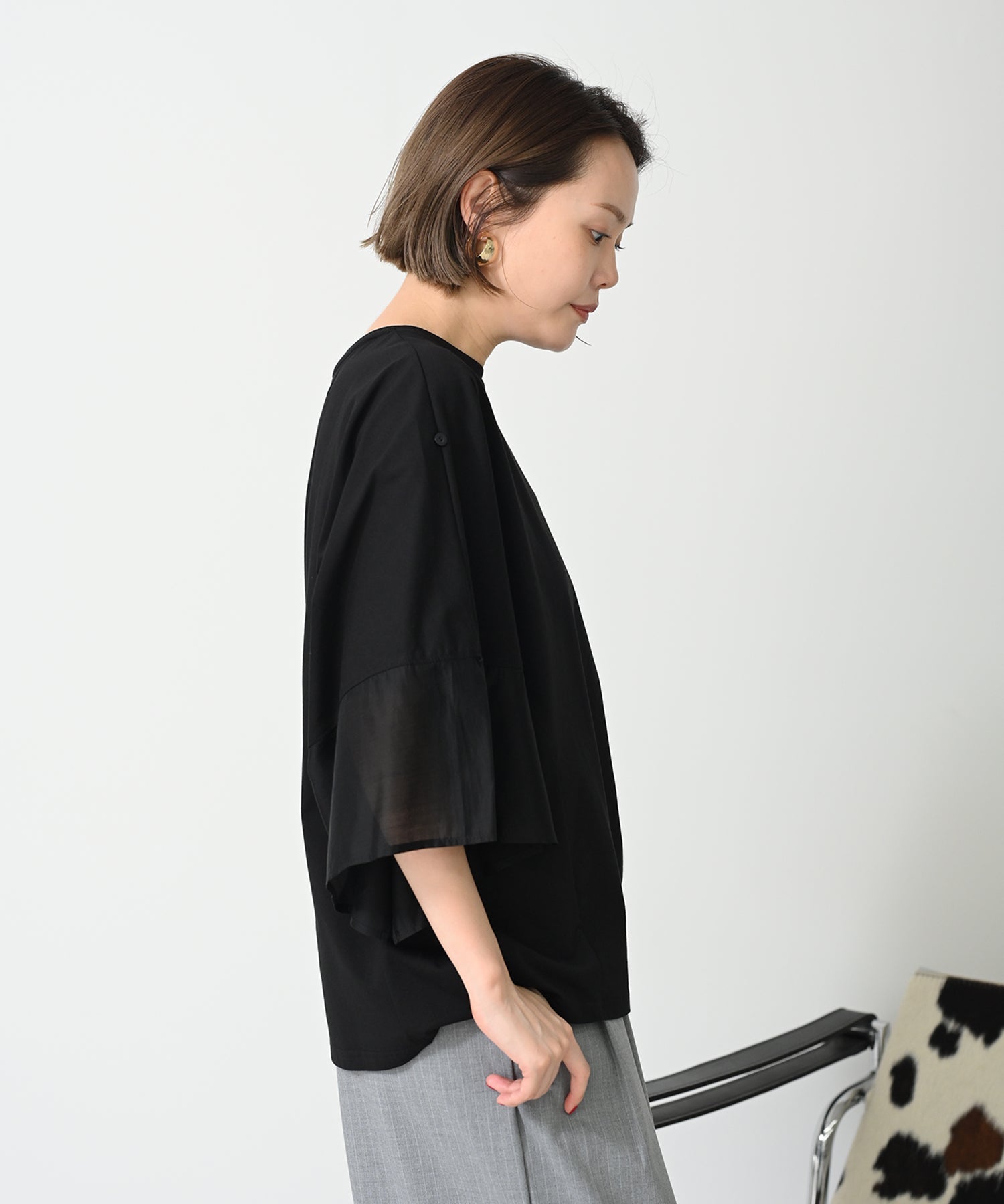 ブラック　model：H167