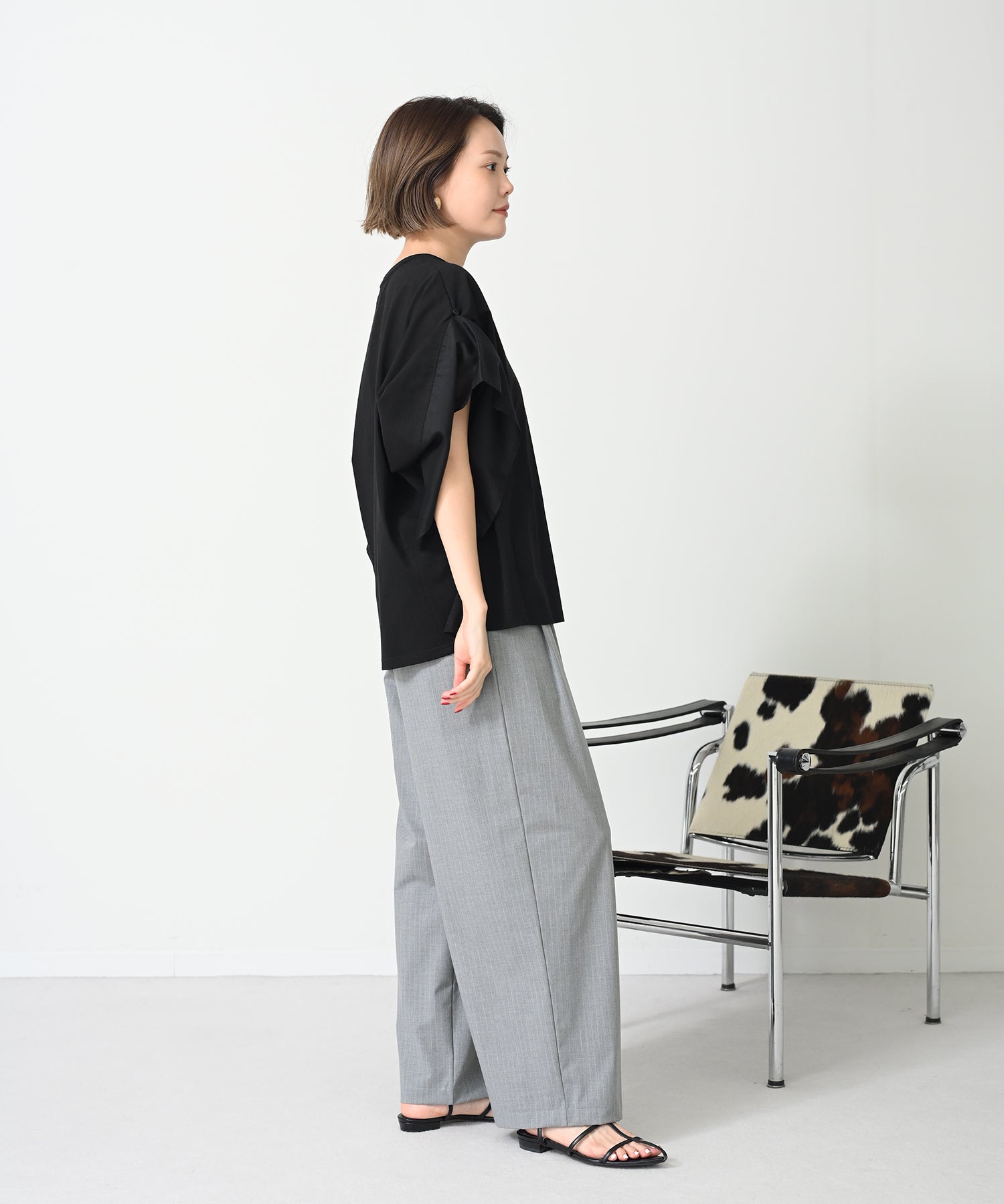 ブラック　model：H167