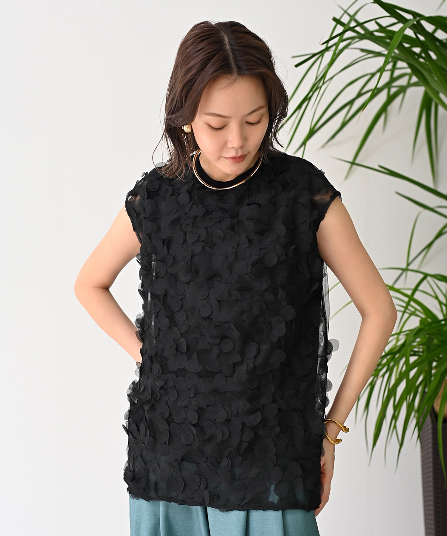 ブラック　model：H167