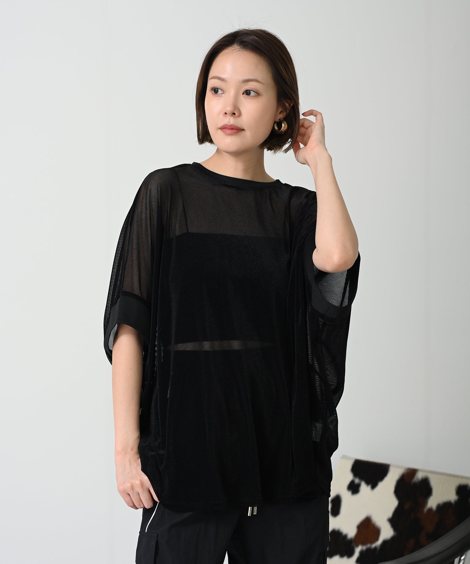 ブラック　model：H167