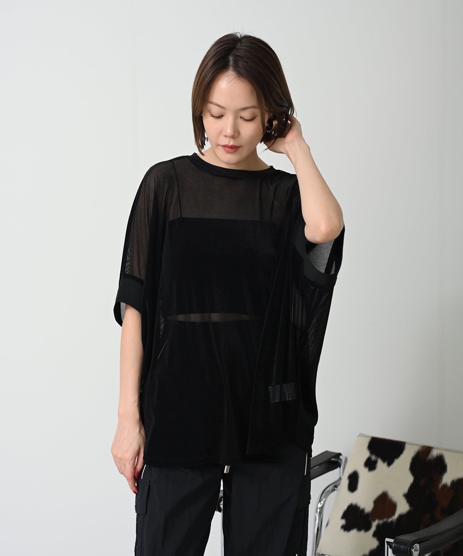 ブラック　model：H167