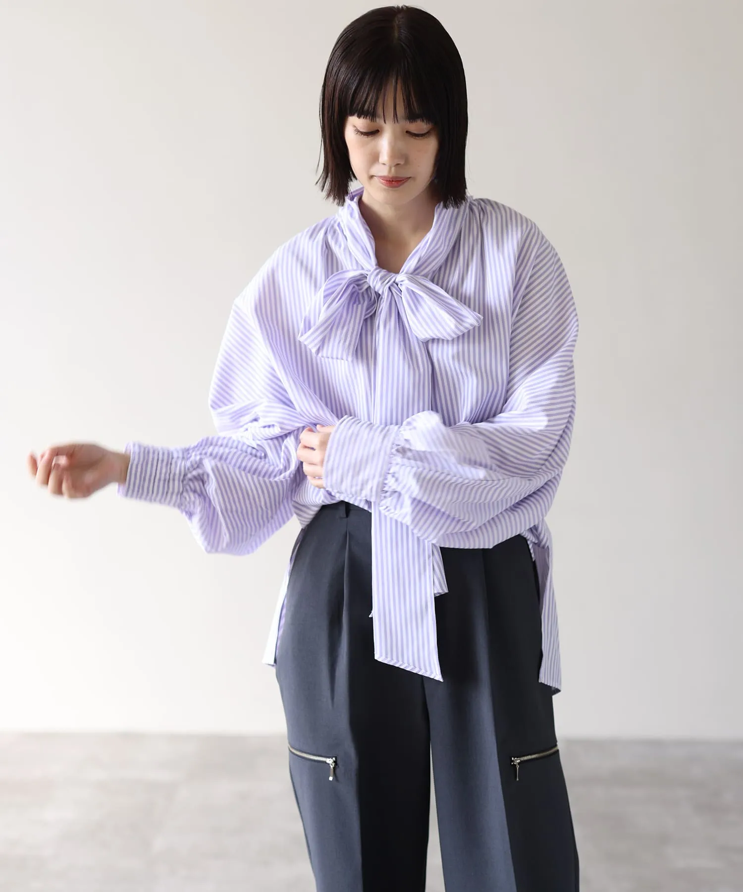 HERENCIA / big ribbon kimono sleeve blouse