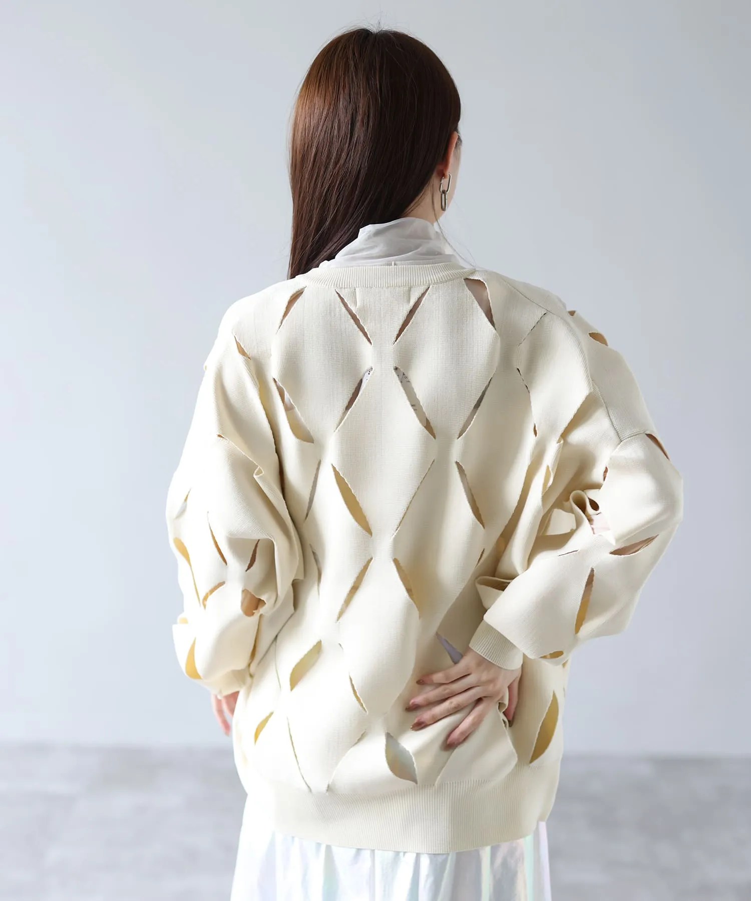 cut out design over knit | HERENCIA(ヘレンチア) | HERENCIA 