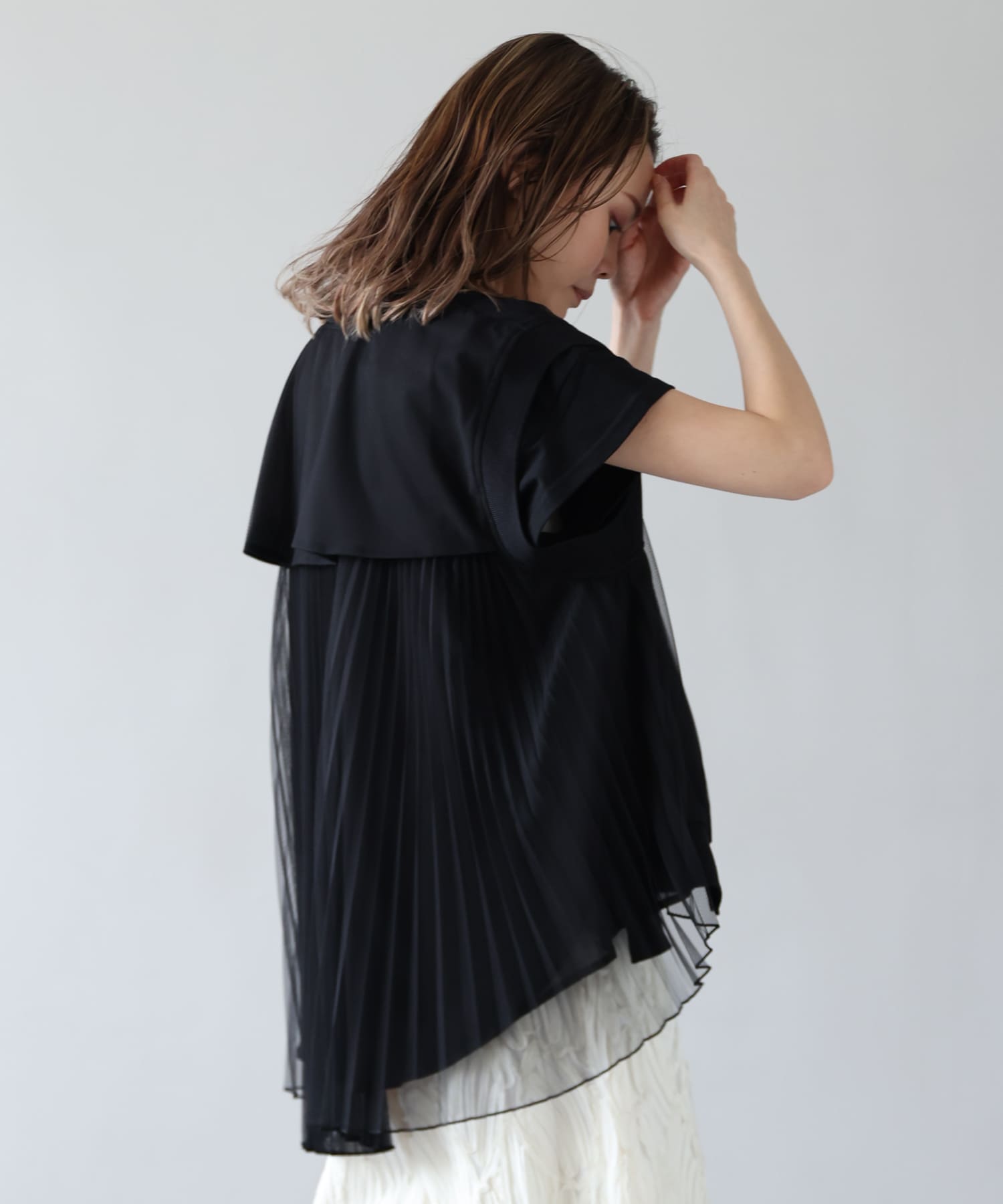 Back pleat tulle no sleeve blouson | HERENCIA(ヘレンチア 