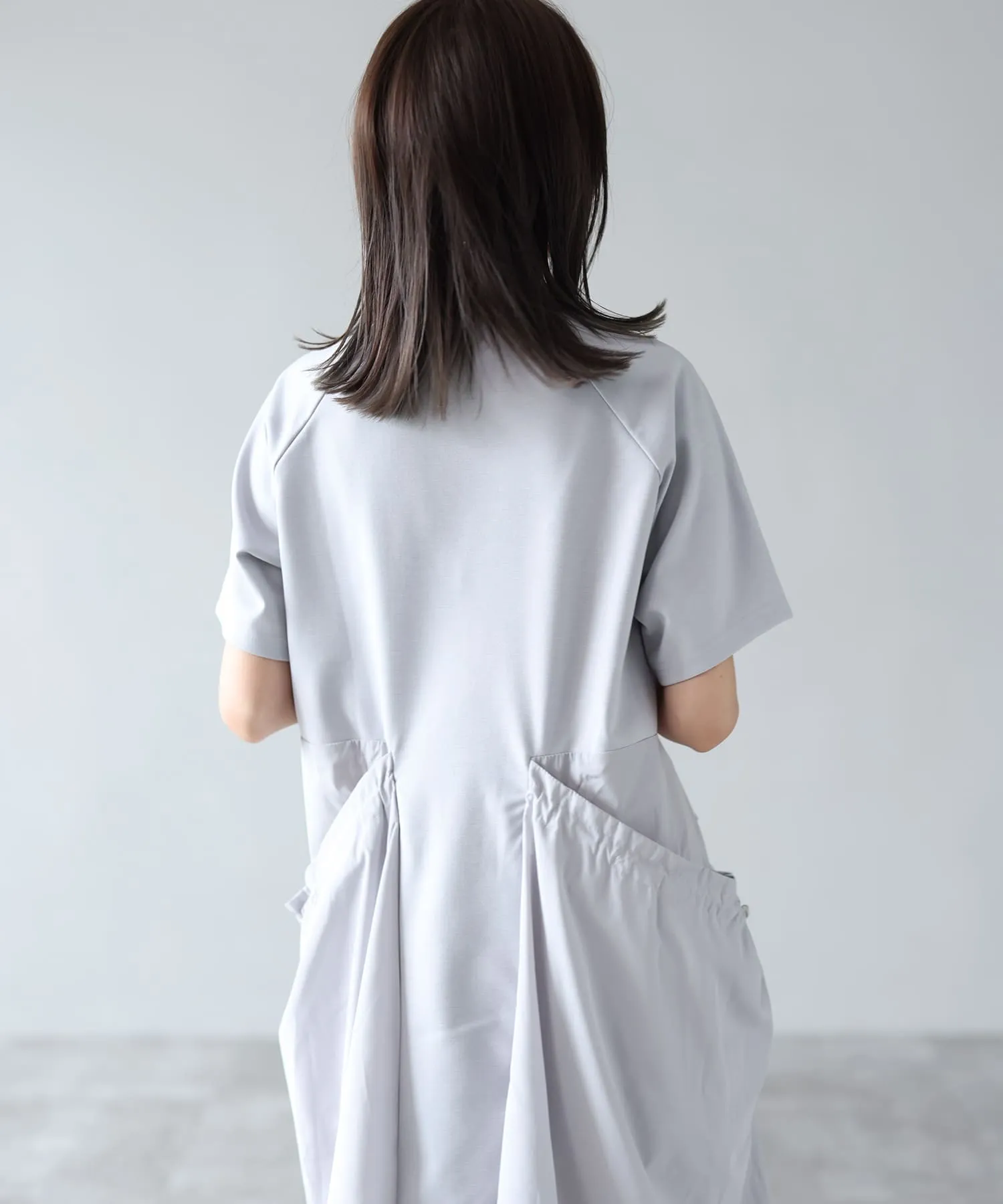 Side drawcord pocket dress | HERENCIA(ヘレンチア) | HERENCIA 
