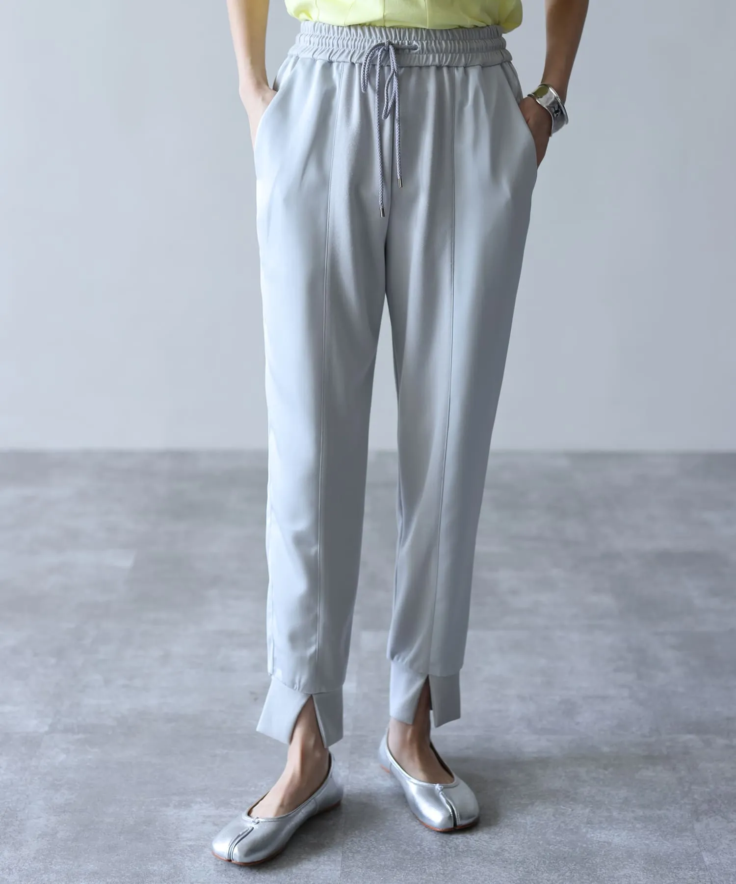 hem slit jogger docking pants | HERENCIA(ヘレンチア) | HERENCIA (ヘレンチア) | ONLINE  STORE【公式】