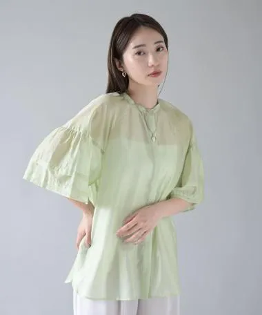 HERENCIA /  Gathered flare tuck sleeve sheer blouse