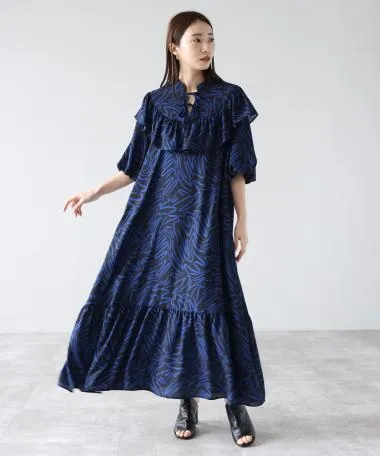 HERENCIA /  Ruffle collar balloon sleeve graphic pattern dress