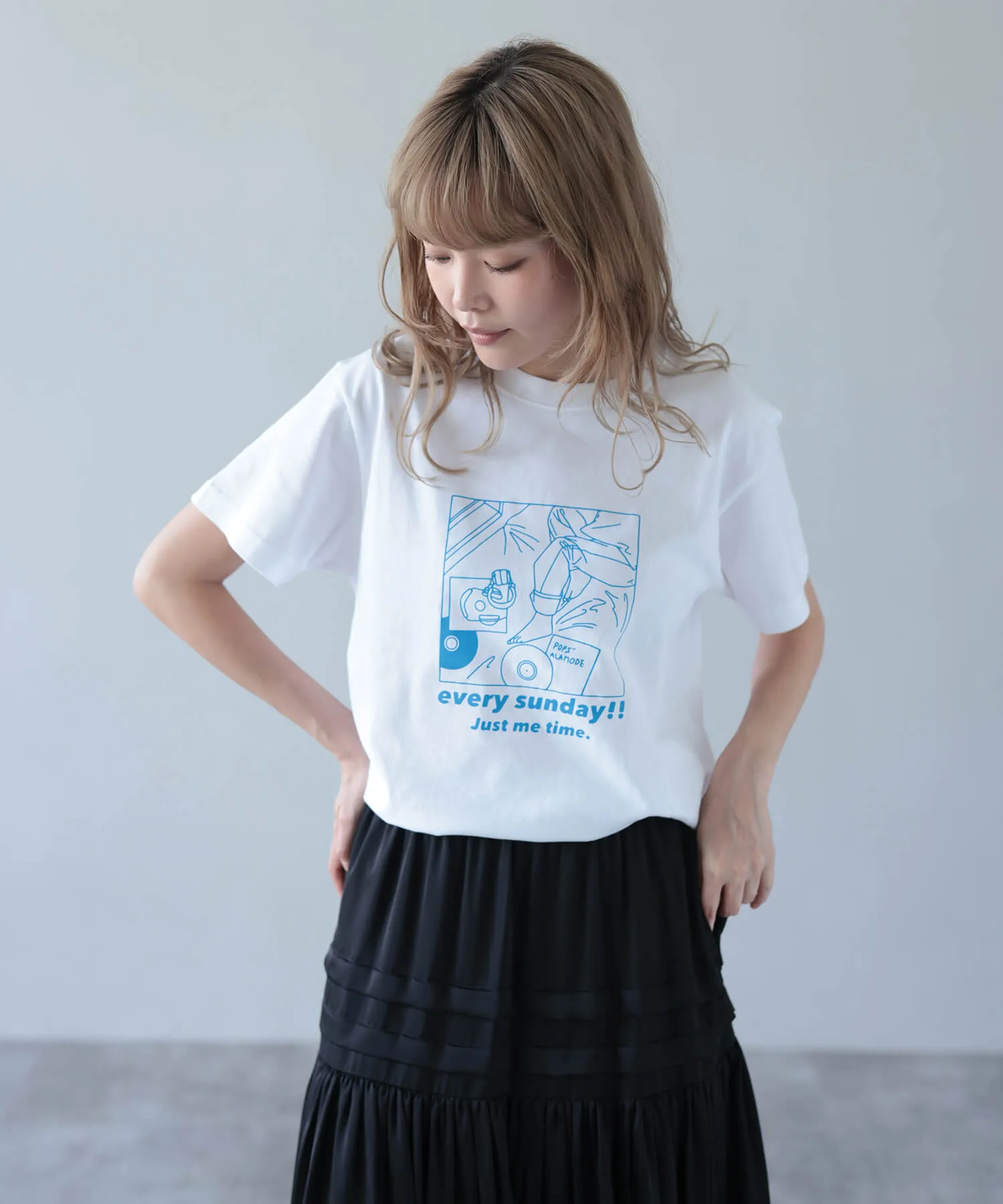 HERENCIA / Line drawing graphic print T-shirt