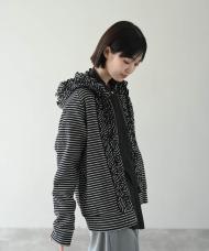 BLACK×OFFWHITE　model：H161 B83 W63 H85　着用サイズ：FREE