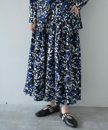 HERENCIA / Dot print gathered skirt